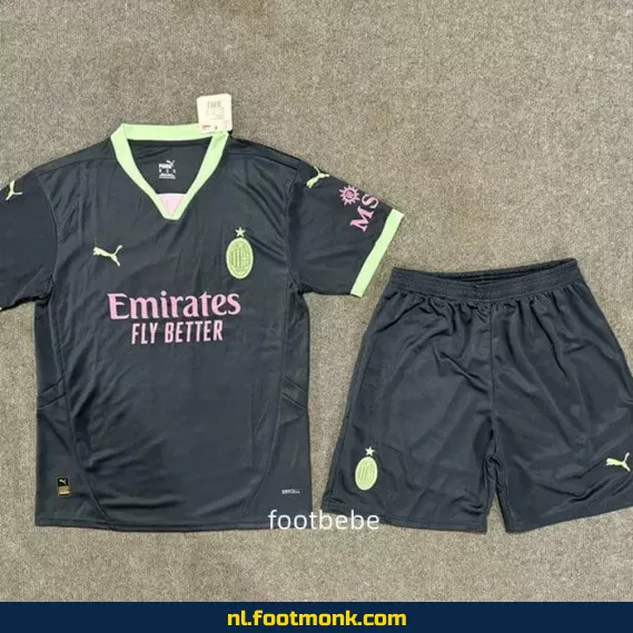 AC Milan Derde Thuisshirt Kinderen 2024-2025 | Officieel Voetbalshirt | Kids Voetbaltenue | Personaliseerbaar