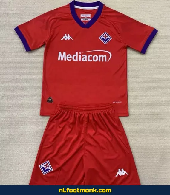 Fiorentina Derde Thuisshirt Kinderen 2024-2025 – Rood Voetbalshirt | Officieel Voetbalshirt voor Kids | Koop Nu Online