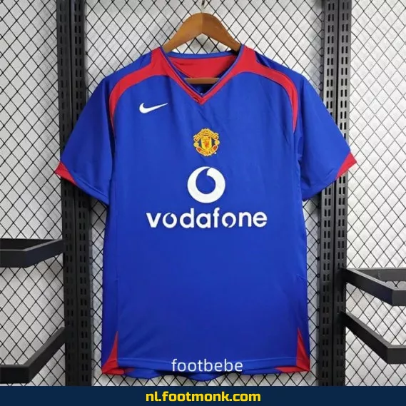Manchester United Vintage Voetbalshirt 2005-2006 Uit Thuistenue - Officieel Retro Voetbaltenue | Voetbalshirts Aanbieding