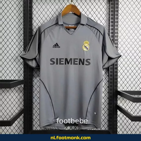 Real Madrid vintage voetbalshirt 2005-2006 derde tenue grijs - Officieel retro voetbalshirt