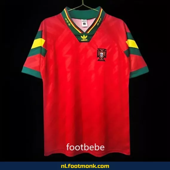 Retro Voetbalshirt Portugal 1992-1994 Thuis - Rood | Vintage Voetbalshirt Kopen | Officieel Domicile Shirt