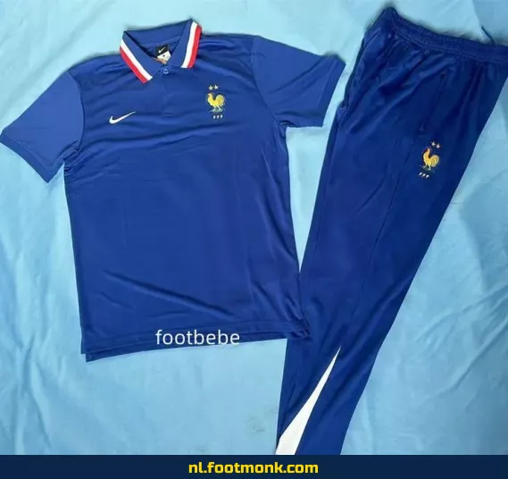 Frankrijk 2025-2026 Blauw Voetbal Polo Shirt – Officieel Voetbalshirt voor Supporters